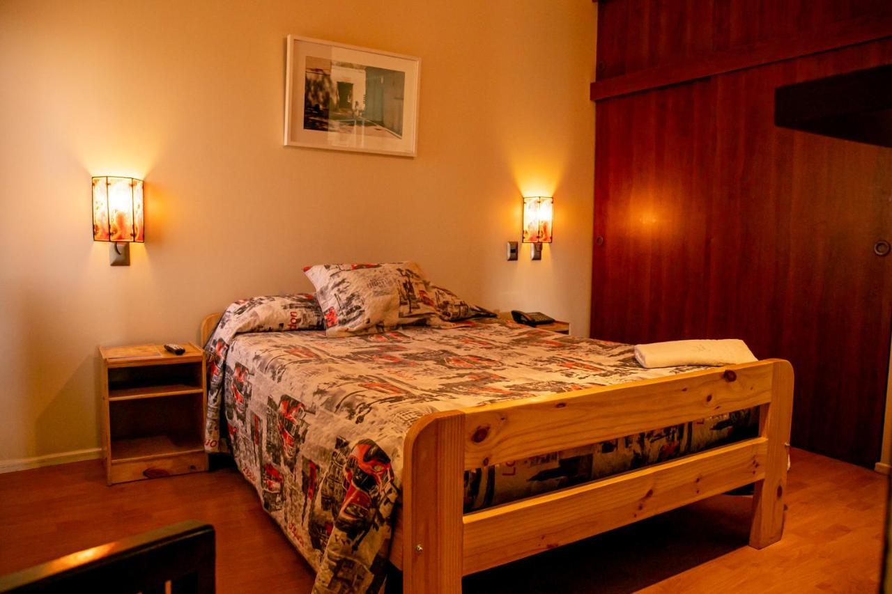 Ayelen Apart Hotel Calama Esterno foto